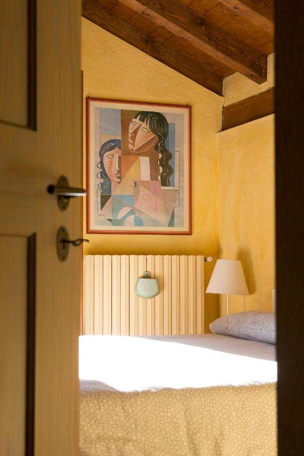 Violina Casa Vacanze Pettenasco Ngoại thất bức ảnh